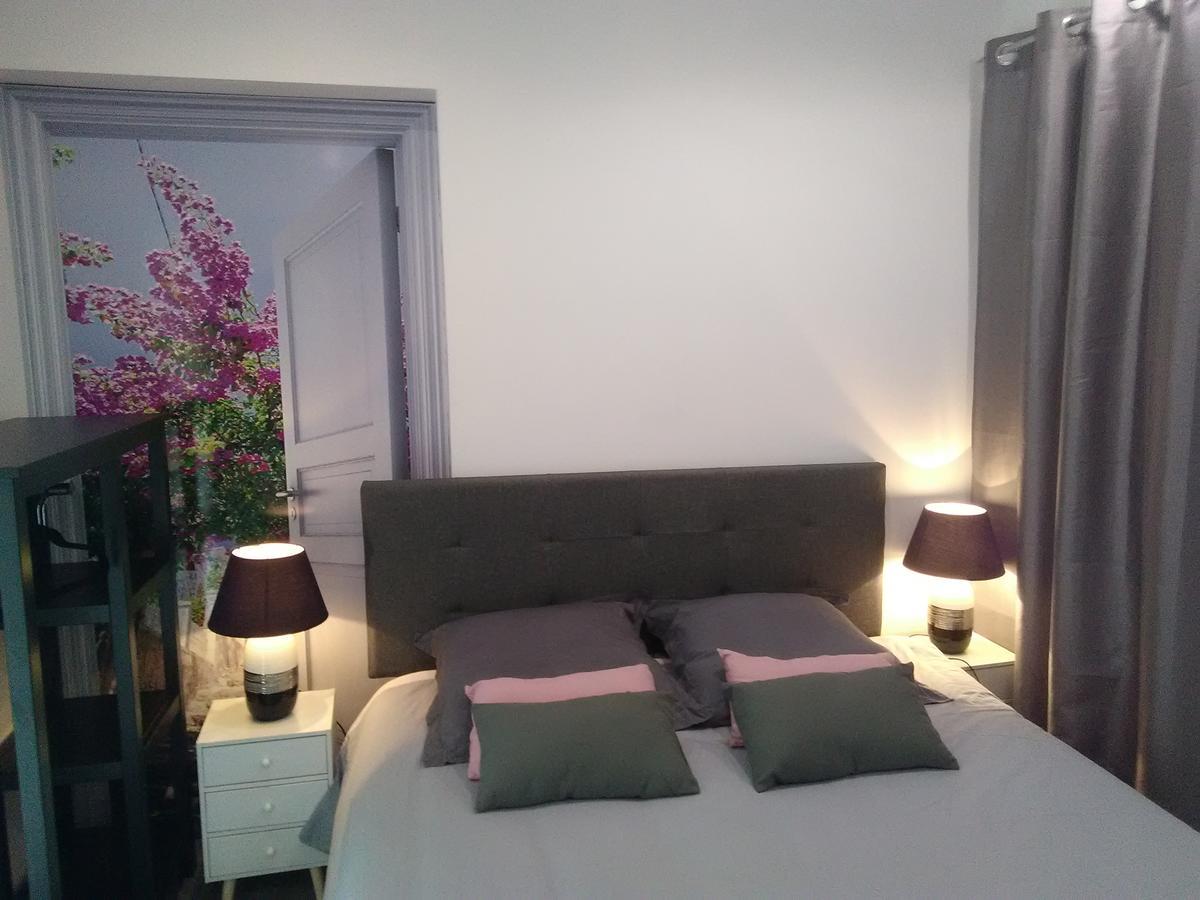 Chambre D'Hotes Les Macarons De Tata Sainte-Eulalie  Ngoại thất bức ảnh