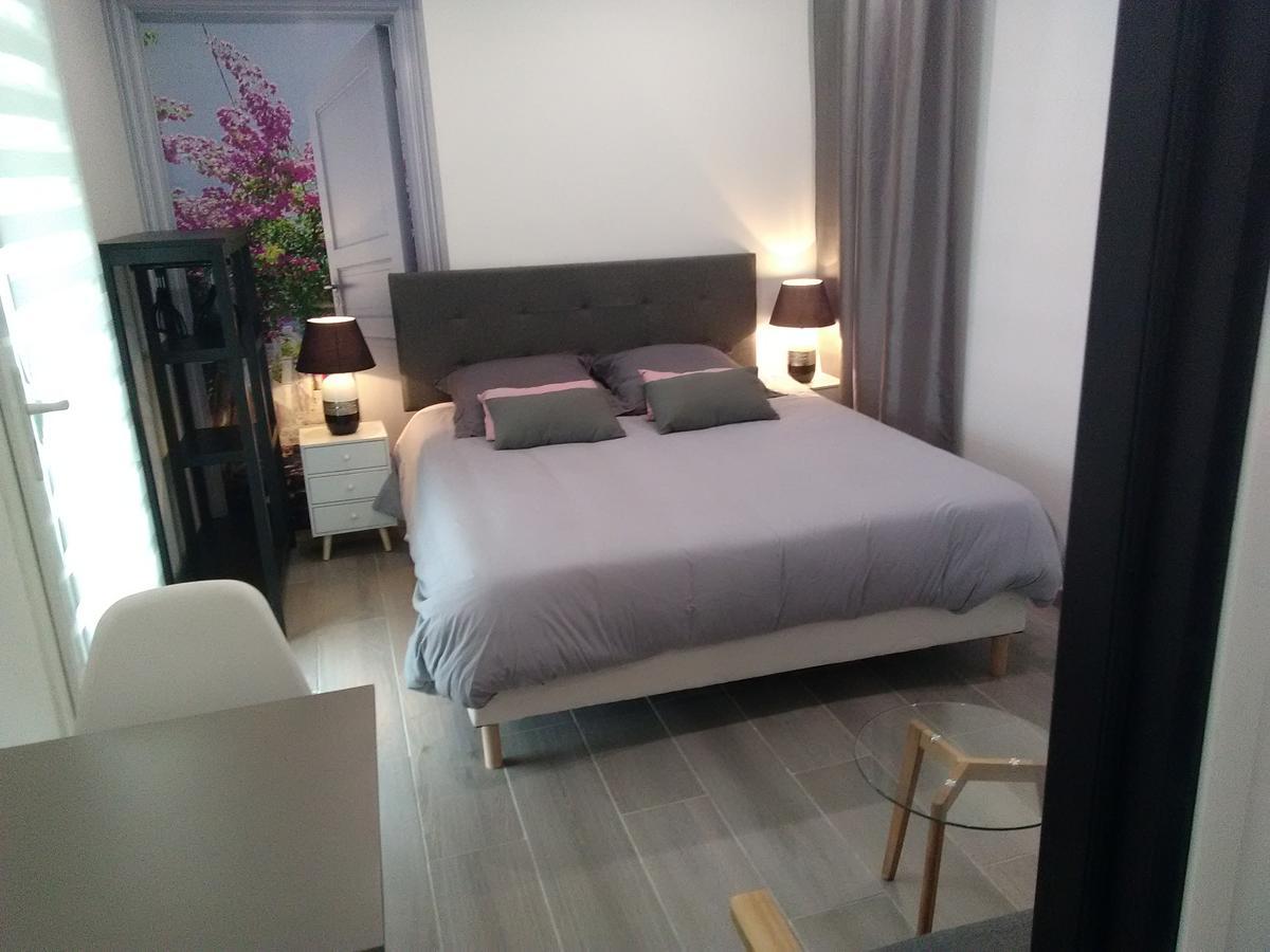 Chambre D'Hotes Les Macarons De Tata Sainte-Eulalie  Ngoại thất bức ảnh